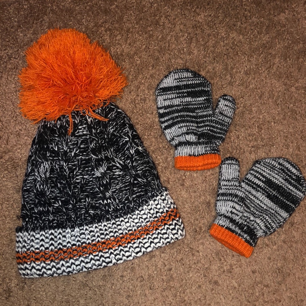 Toddler Hat & Mittens, New Without Tags
